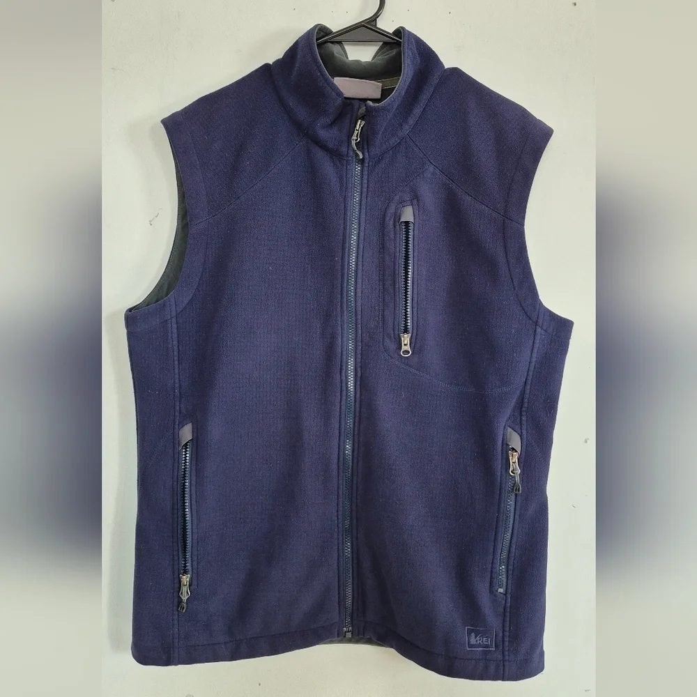 REI Men's Navy Blue Outdoor Vest